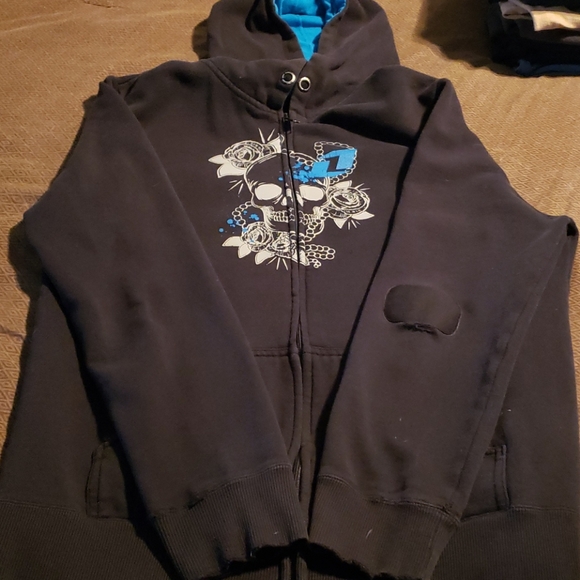 Hooded zip-up sweatshirt - Picture 2 of 4